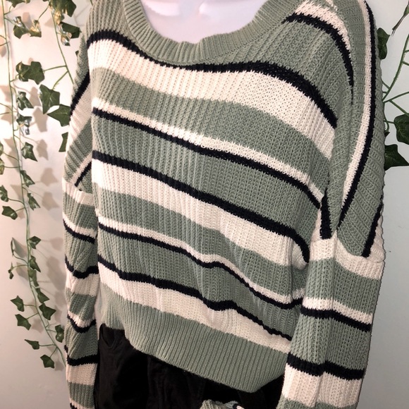 PacSun Knit Sweater - Picture 2 of 4